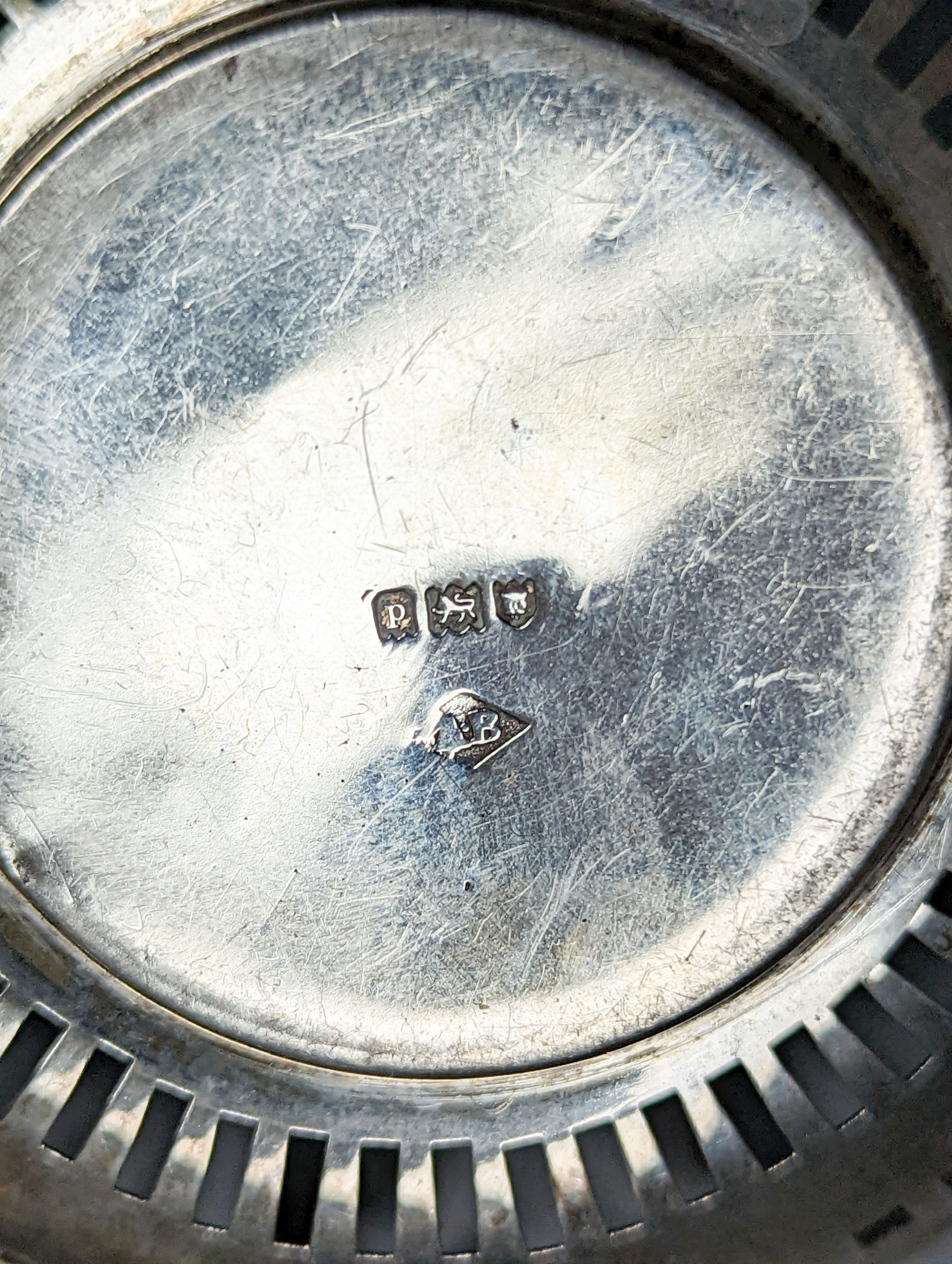 An Edwardian silver bowl, Sheffield, 1904, diameter 11.7cm, five assorted small silver bonbon dishes, a small silver pot and a small silver sauceboat, 12.5oz.